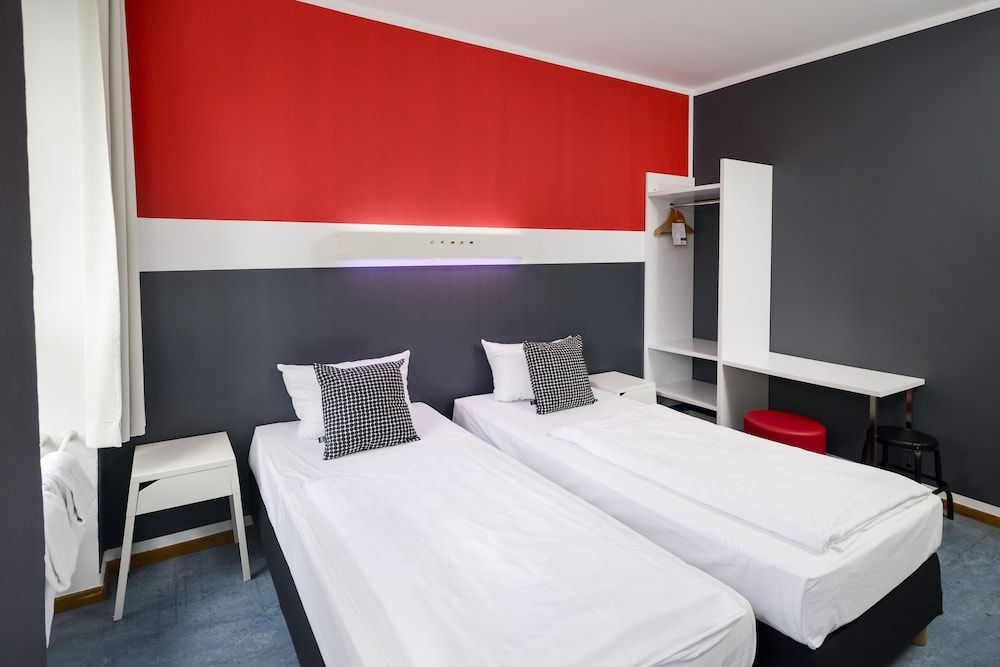 Old Town Hostel Berlin Double Room, Shared Bathroom 19