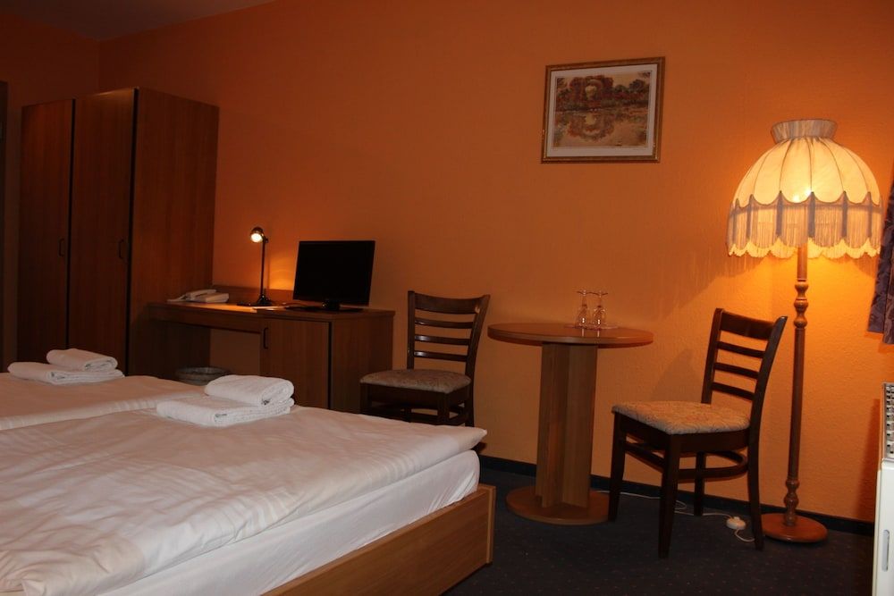 Hotel Riedel Basic Double Room 3