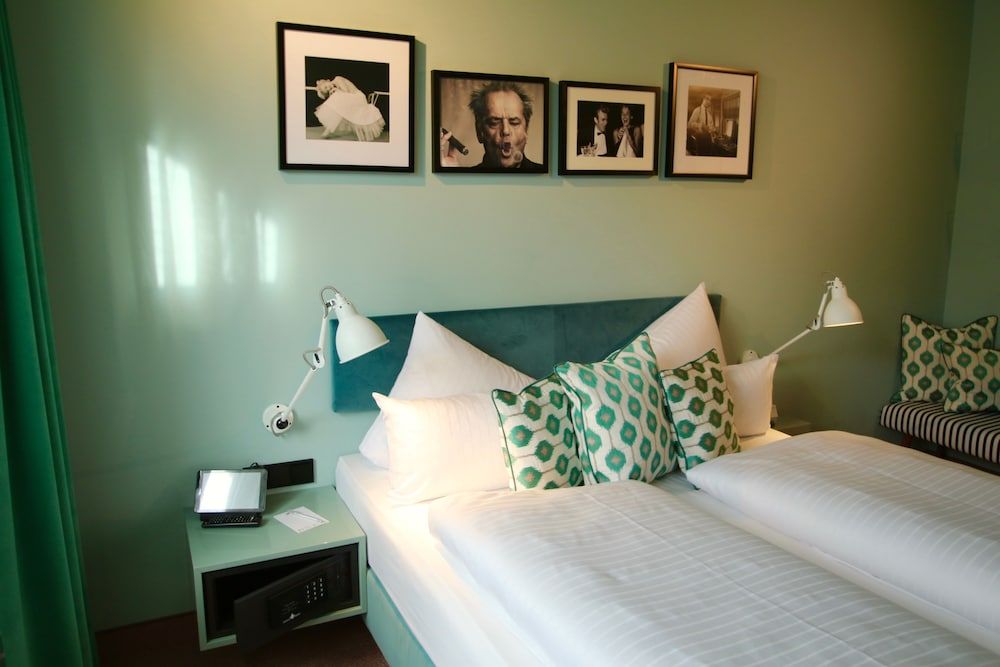 Hotel Metropol by Maier Privathotels Comfort Double Room, Patio 2