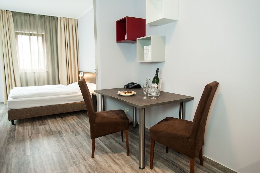 Amalienburg Boutique & Boarding Hotel Comfort Room 9