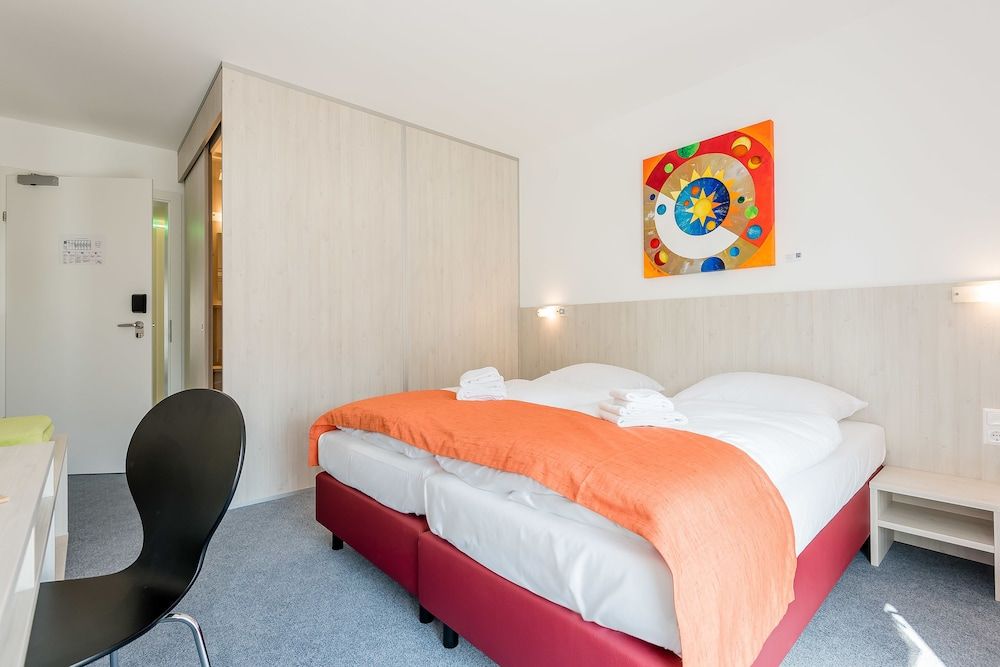 Motel Einstein Erding Double Room 3