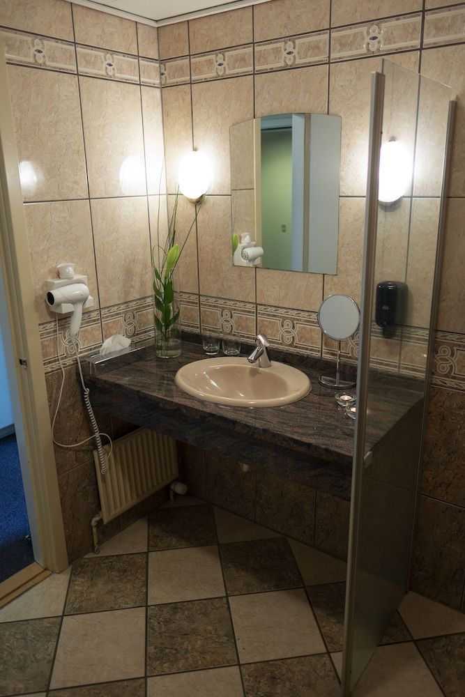 Hotel Pejsegården Standard Room 8