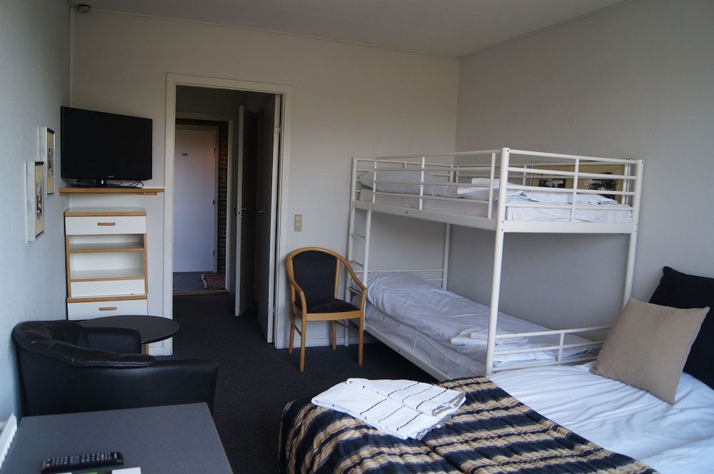 Hotel Pejsegården Standard Quadruple Room 3