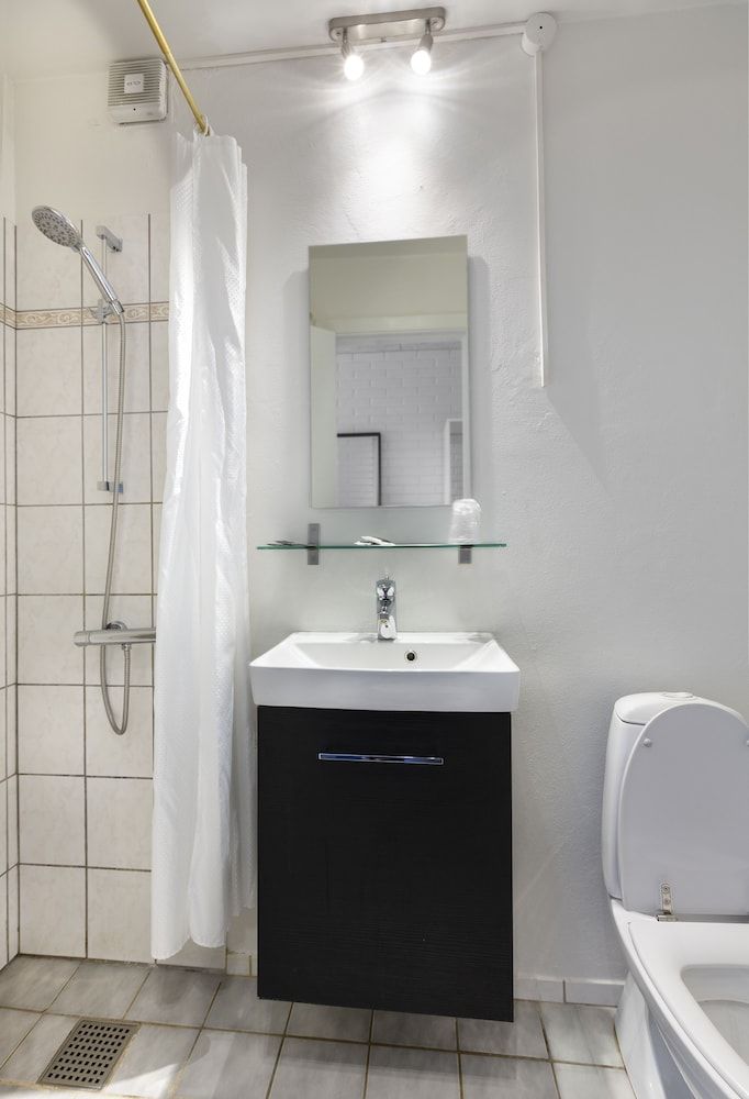 Dolphin Hotel Herning Single Room 3