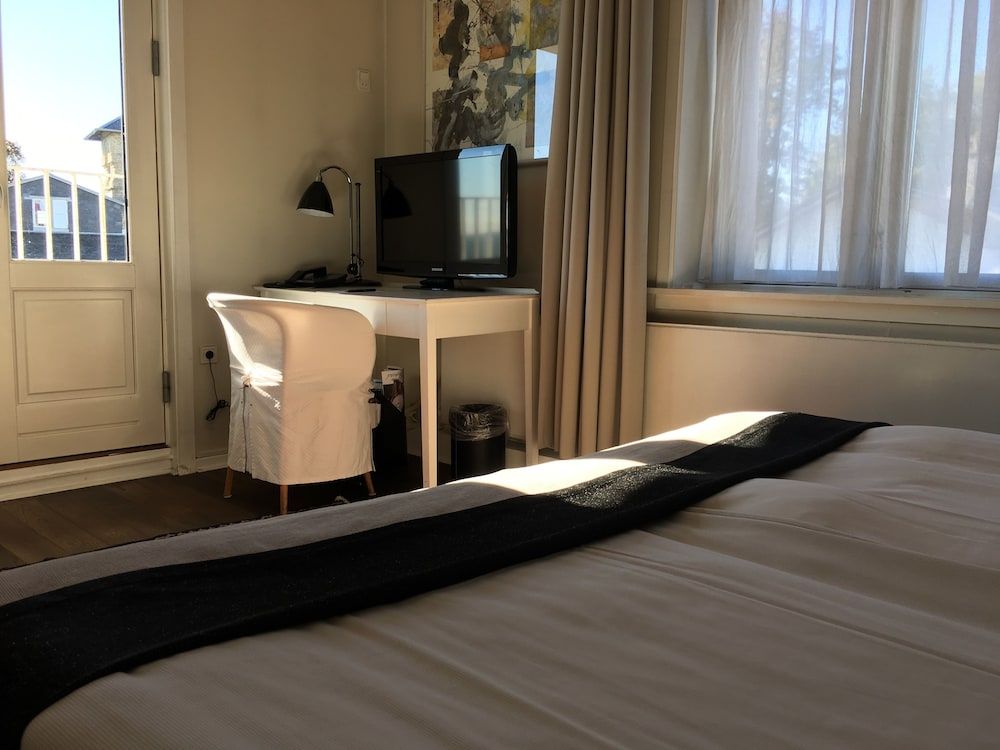 Skovshoved Hotel Superior Double or Twin Room, Sea View 10