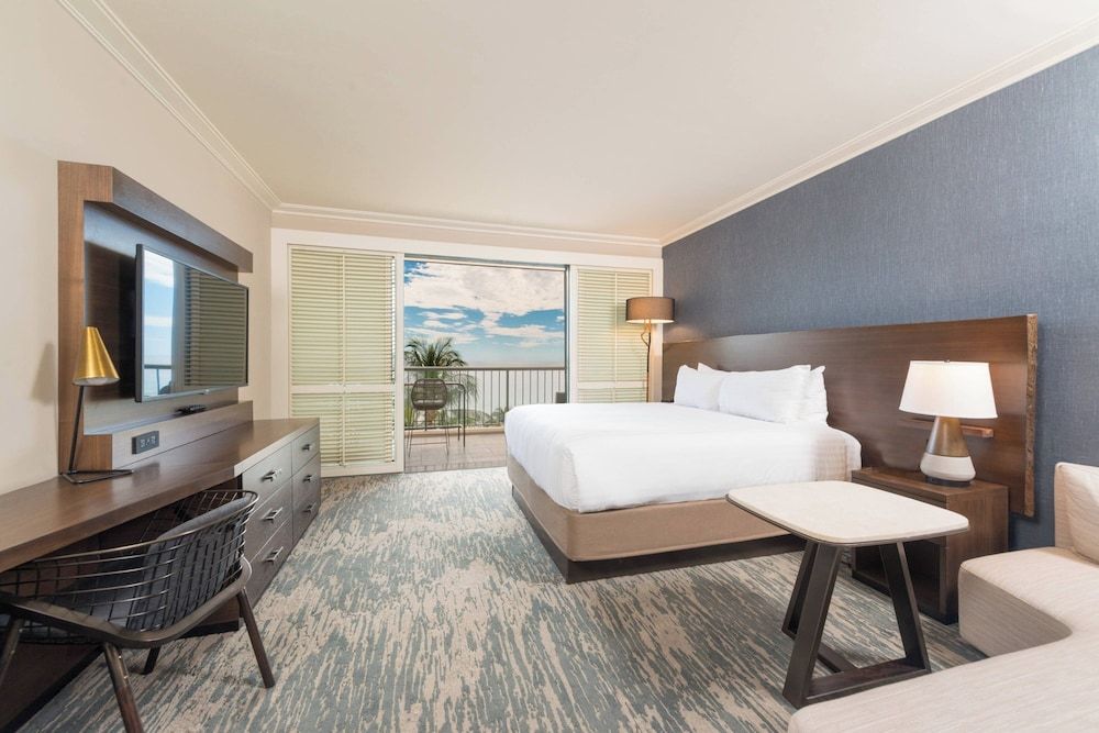 Premier Ocean, 1 King, Ocean View, High floor, Balcony
