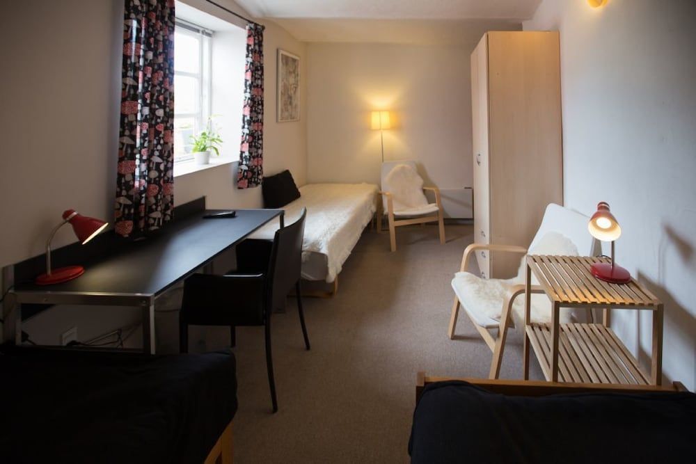 Motel Herning Basic Triple Room, 3 Twin Beds, Shared Bathroom 5