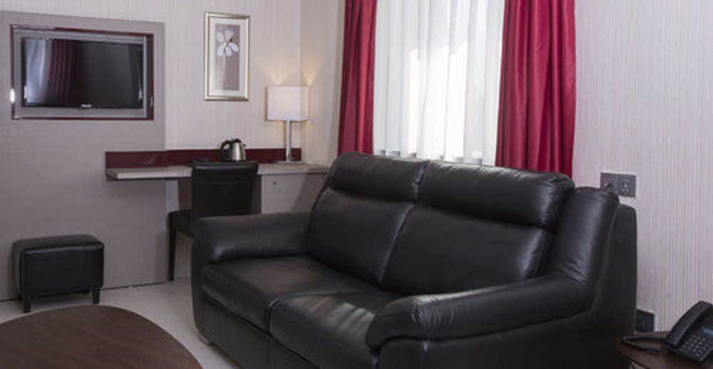 KT Hotels Junior Suite 4