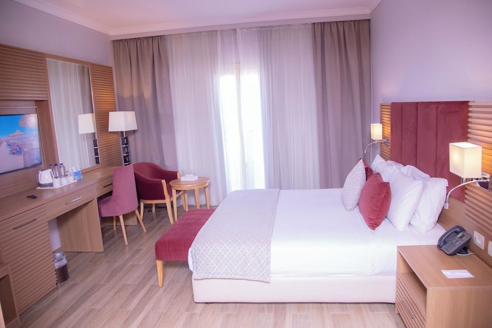 Stella Beach Resort & Spa - Makadi Bay Premium Room, Garden View 5