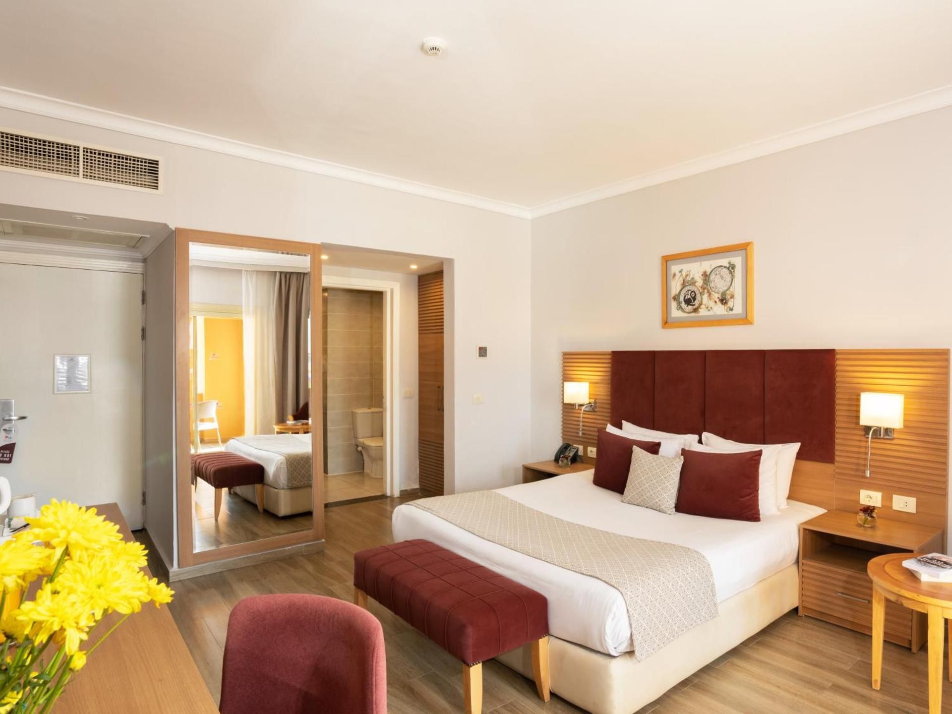 King Room with Spa Bath