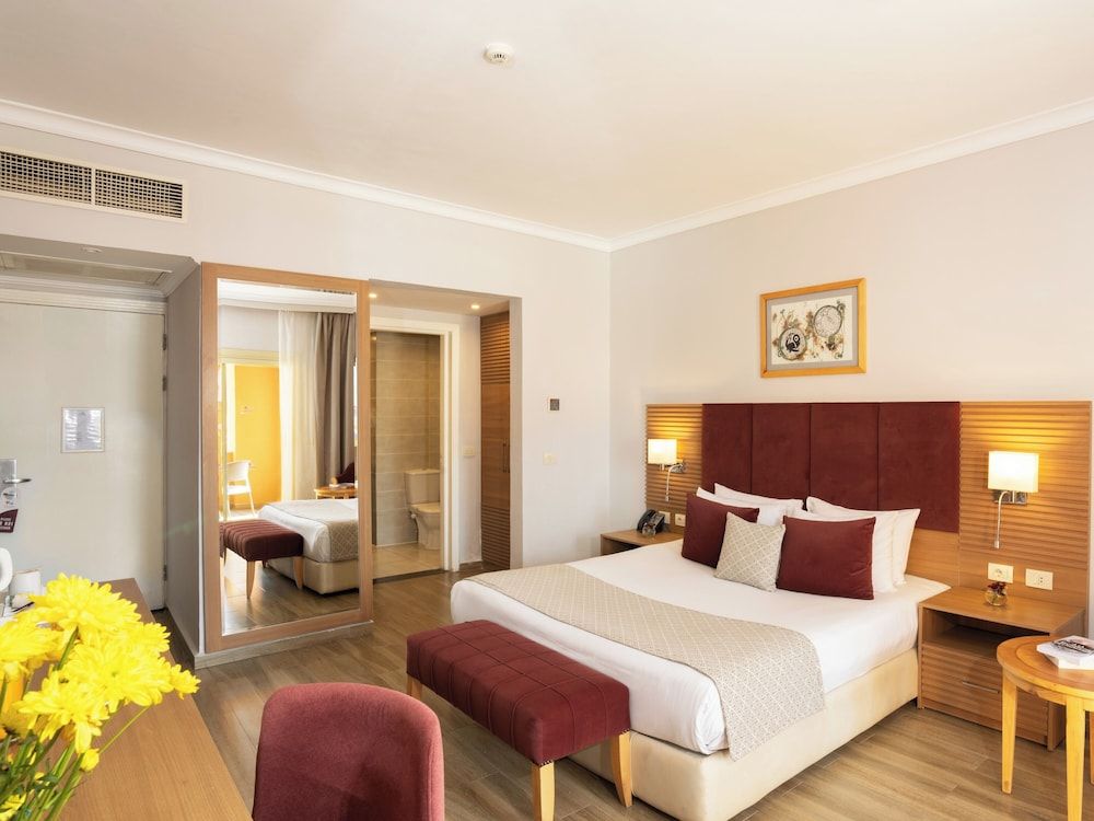 Stella Beach Resort & Spa - Makadi Bay Premium Room, Garden View 2