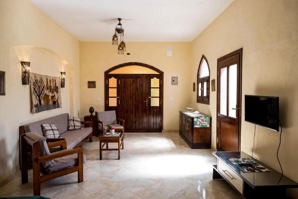 Nile Compound Hotel Apartment, 2 Bedrooms, Pool View 7