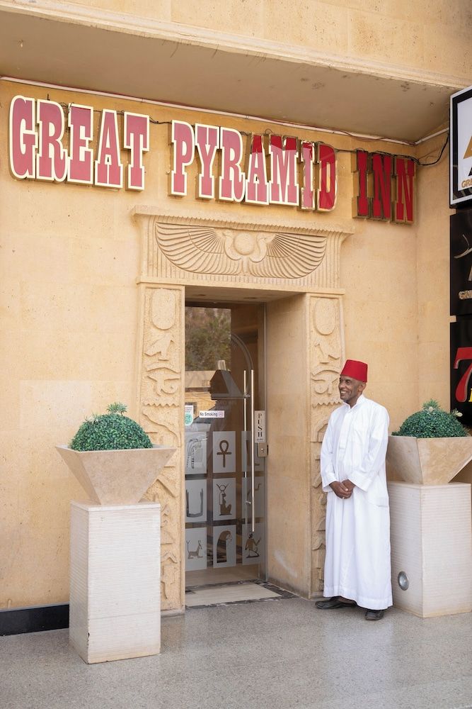 undefined Great Pyramid Inn 5