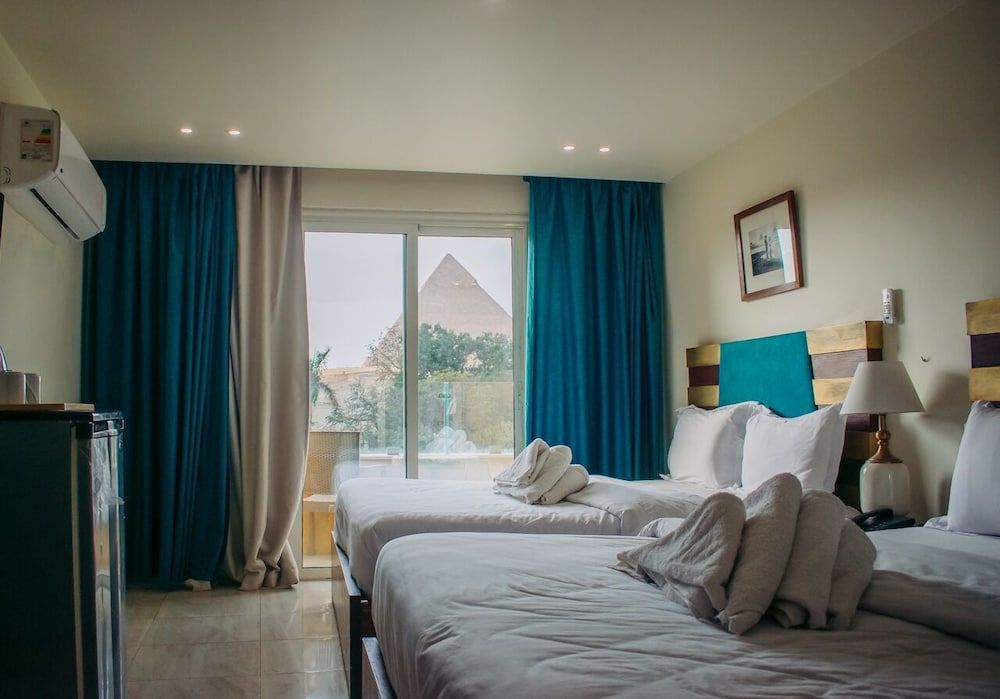 undefined Great Pyramid Inn 10