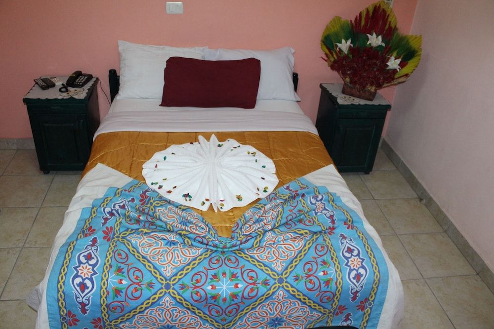 undefined Osiris Hotel 3