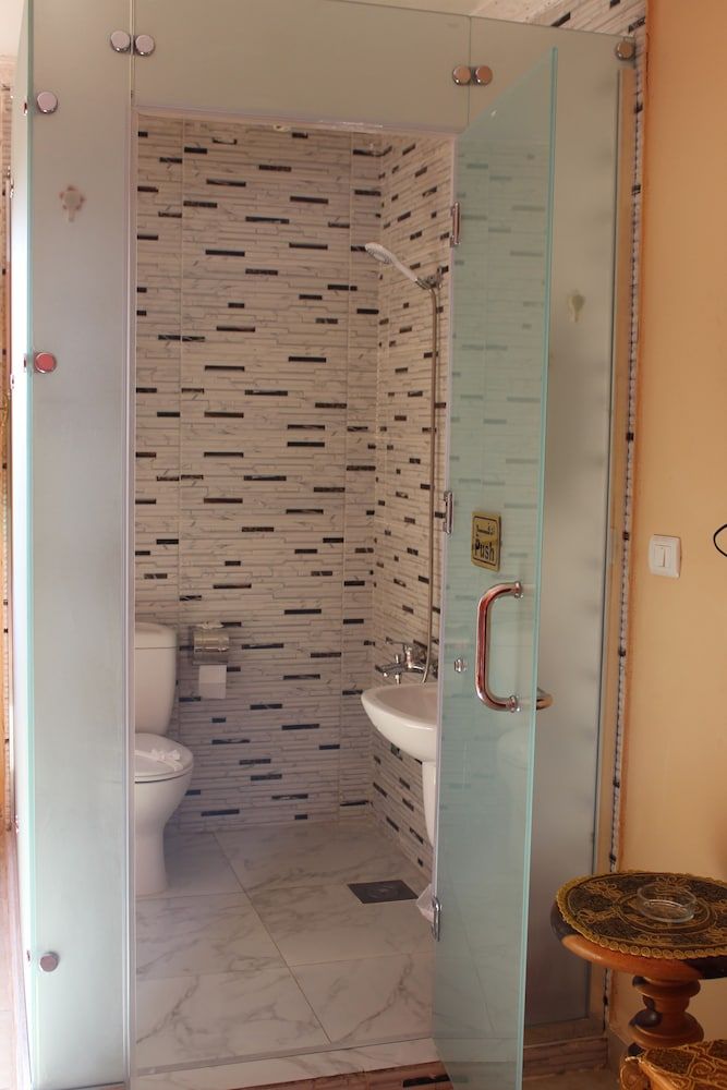 Osiris Hotel Double Room 8