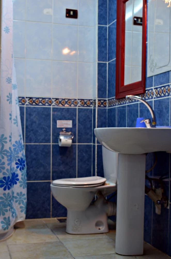 Osiris Hotel Double Room 5