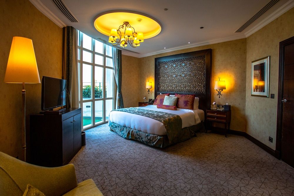 Executive Room, 1 Bedroom, Club Lounge Access, City View (Royal Club City Room)