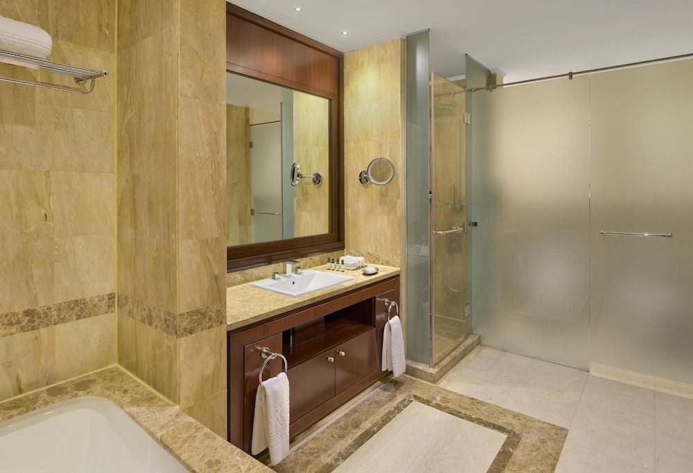 Deluxe Room, 1 Bedroom, Private Bathroom, Pool View (Deluxe Pool Room)