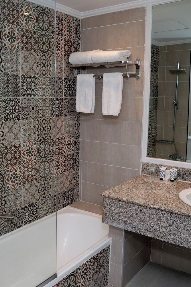 Pyramisa Island Hotel Aswan Standard Single Room, Garden View 4