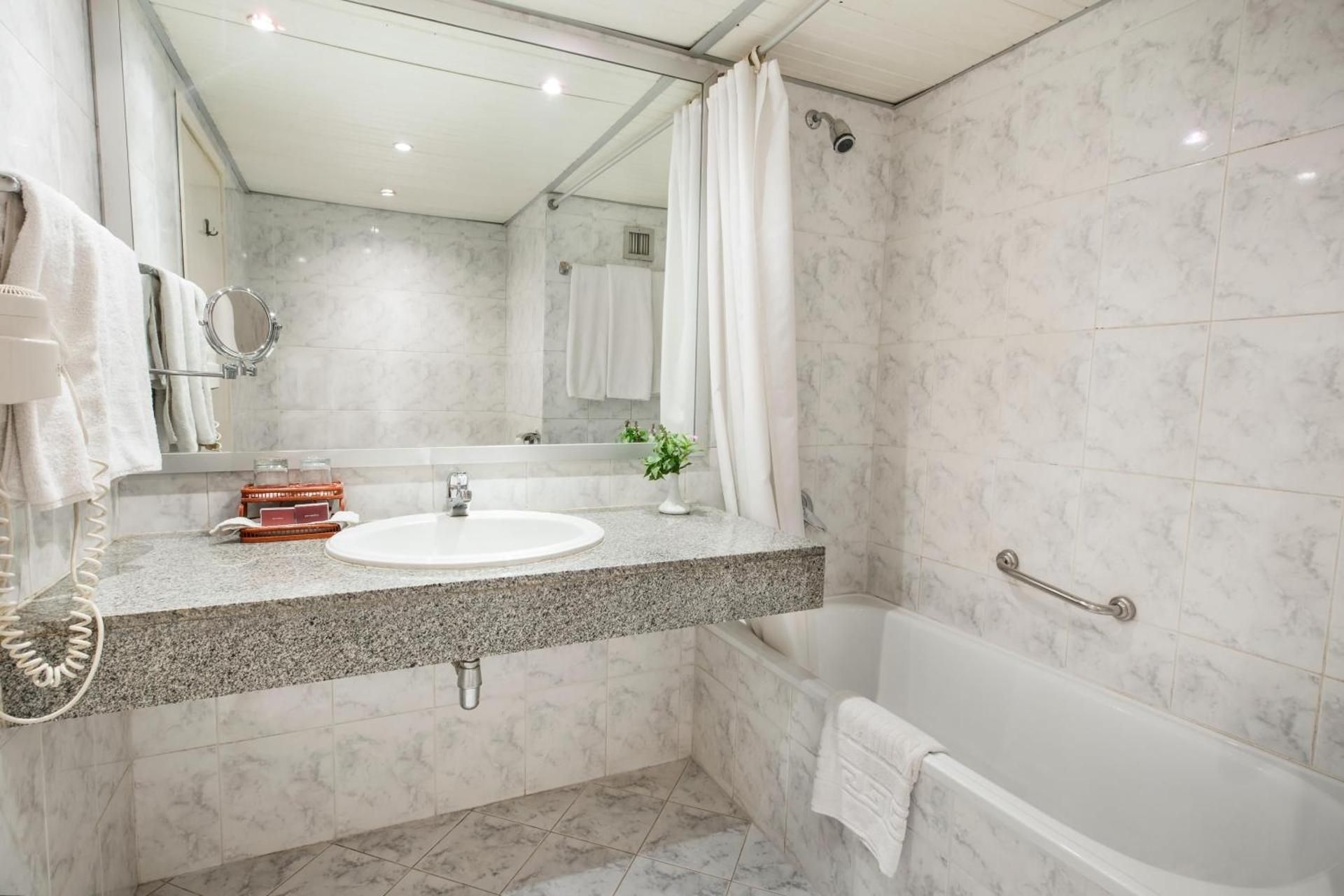 Special Offer - Single Room With Nile View - Egyptians Only