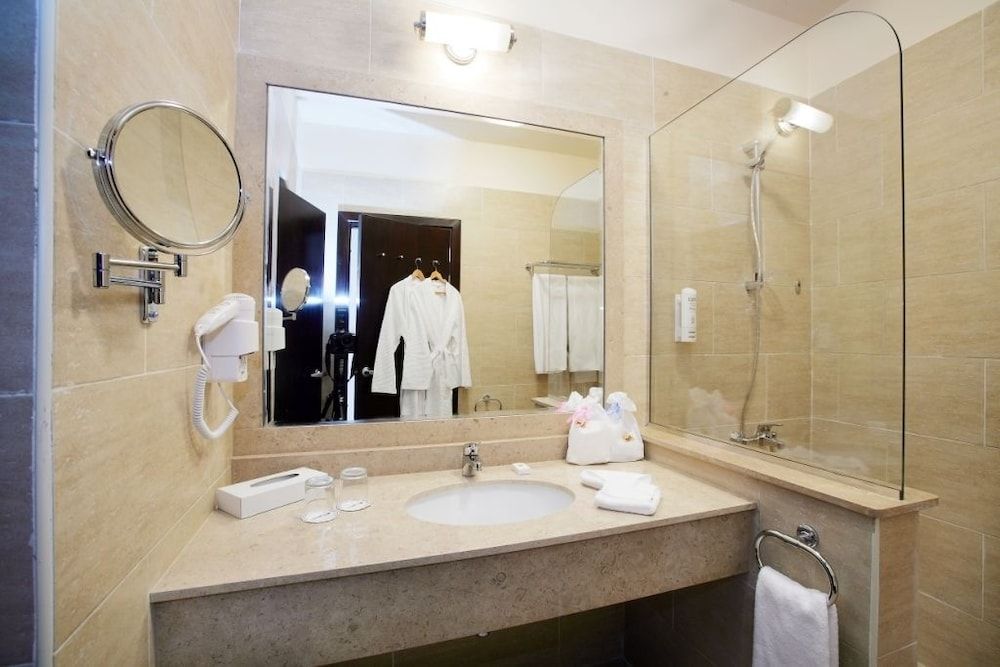 TUI MAGIC LIFE KALAWY Standard Double or Twin Room, Sea View 6