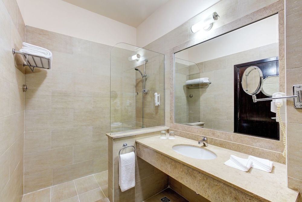 TUI MAGIC LIFE KALAWY Standard Double or Twin Room, Sea View 5