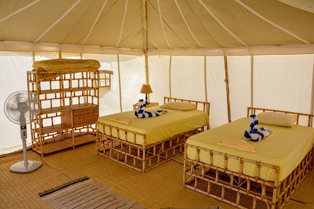 Marsa Shagra Village Royal Tent, Sea View 7