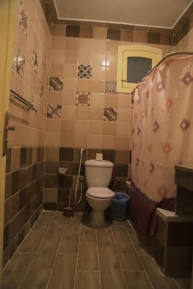 Amon Hotel Deluxe Double or Twin Room, Garden View 12