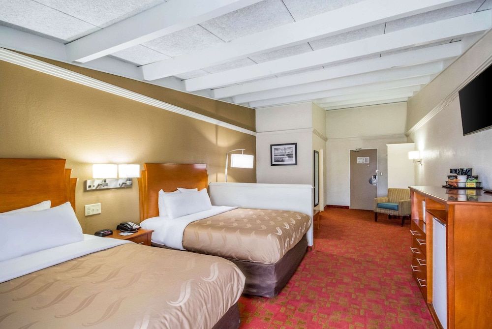 Suite, 2 Queen Beds