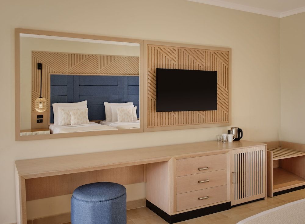 Coral Sea Water World Resort - All inclusive Standard Room, Garden View 7