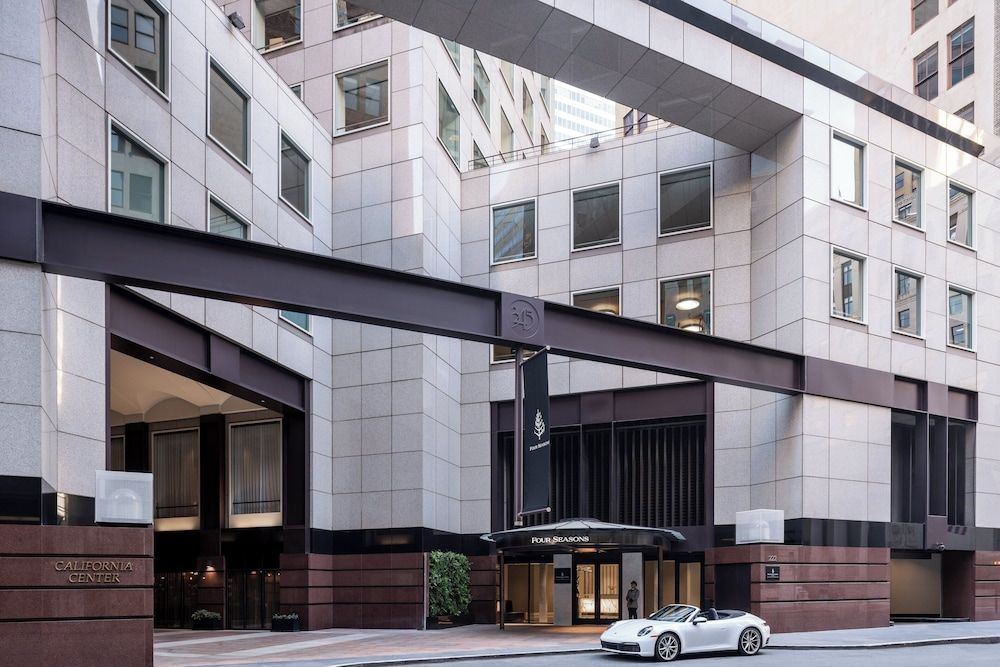 undefined Four Seasons Hotel San Francisco at Embarcadero 3