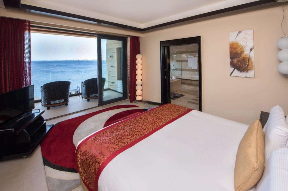 Infinity Suite (Adults Only)
