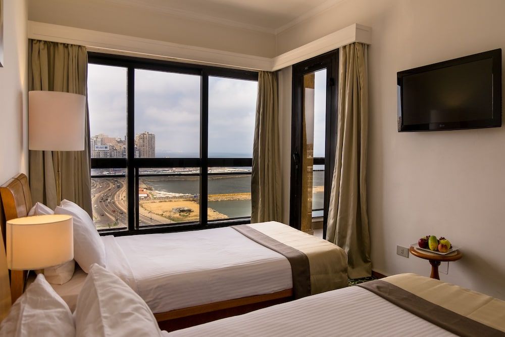 Deluxe Suite (Egyptians and Residents ONLY)