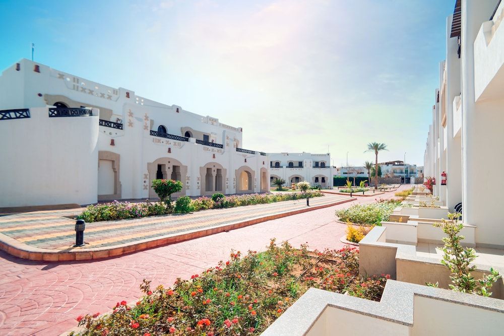 undefined Tivoli Hotel Aqua Park 5