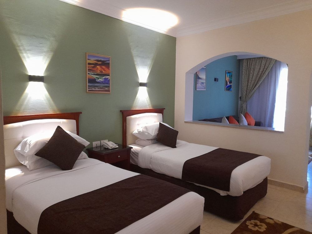 Tivoli Hotel Aqua Park Standard Twin Room , Garden View 6