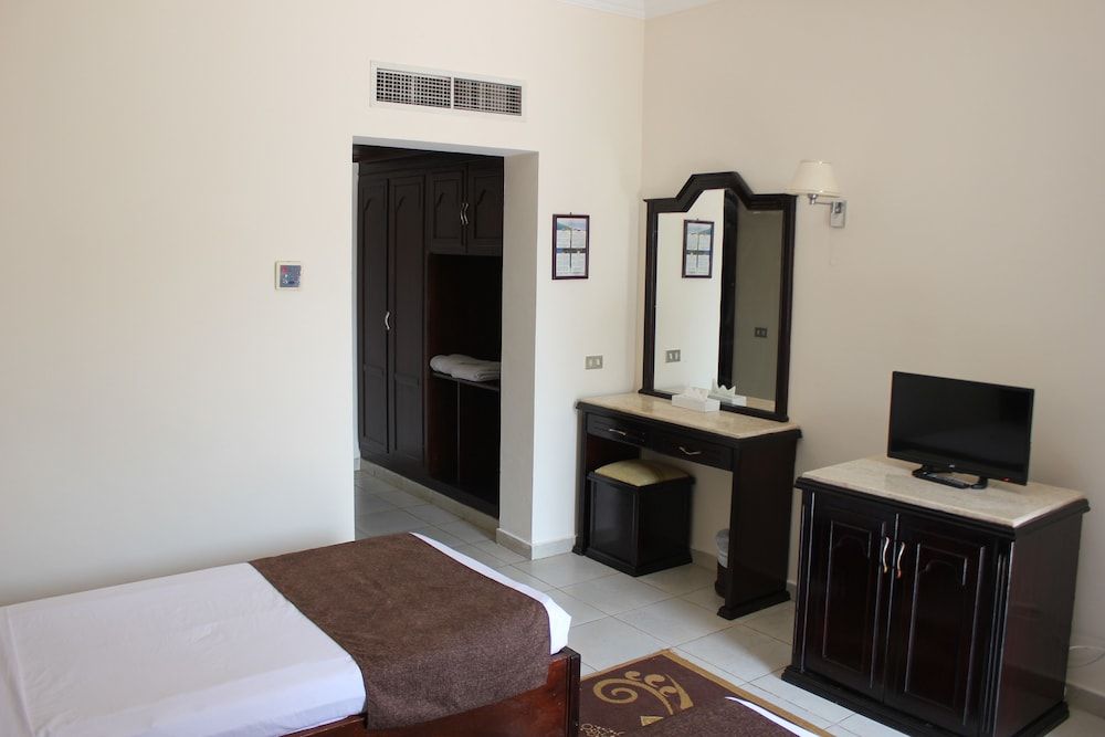 undefined Tivoli Hotel Aqua Park