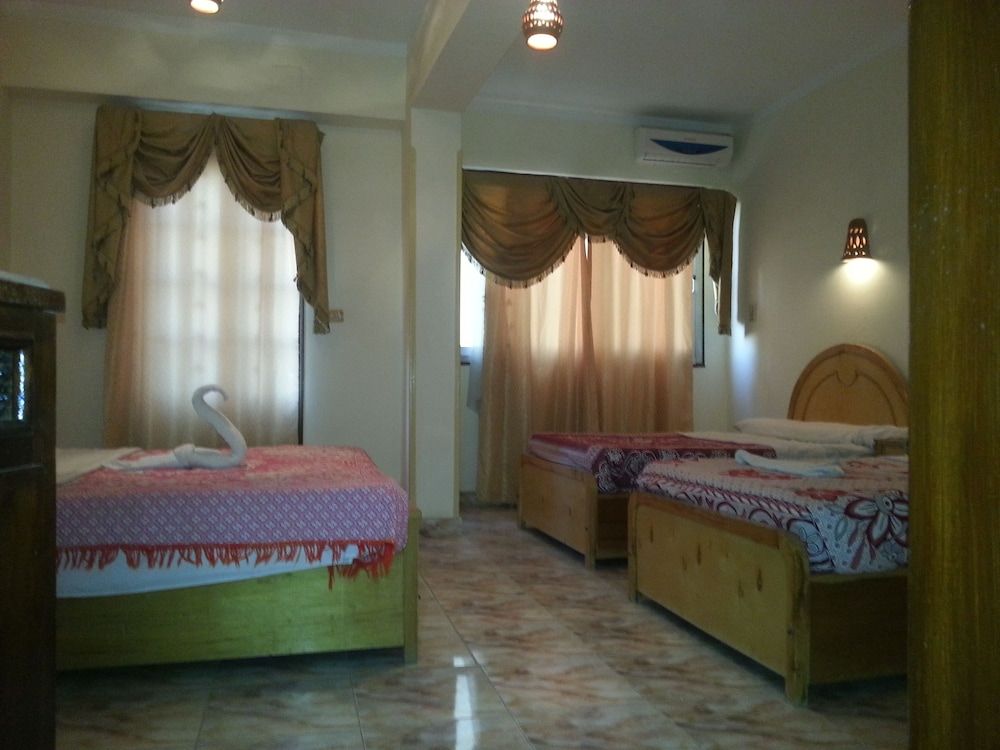 El Mesala Hotel Standard Triple Room, 3 Twin Beds, Smoking, River View 2