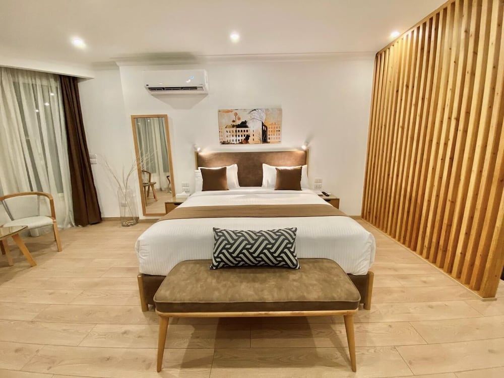 Obelisk Nile Hotel Aswan Romantic Suite, 1 Bedroom, Non Smoking, River View 3