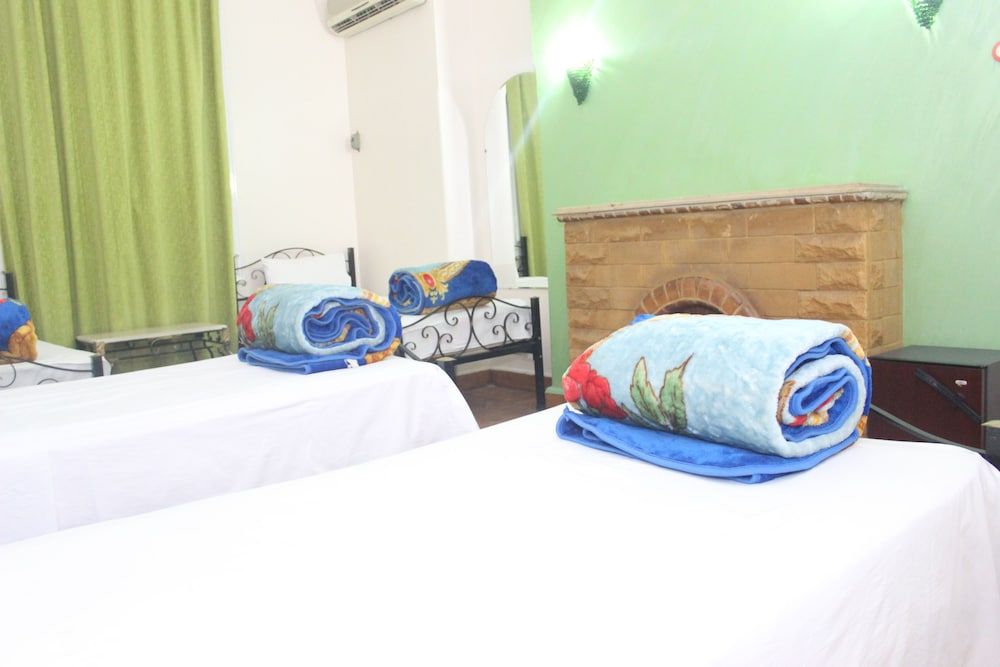 Meramees Hostel Standard Room, Shared Bathroom 10