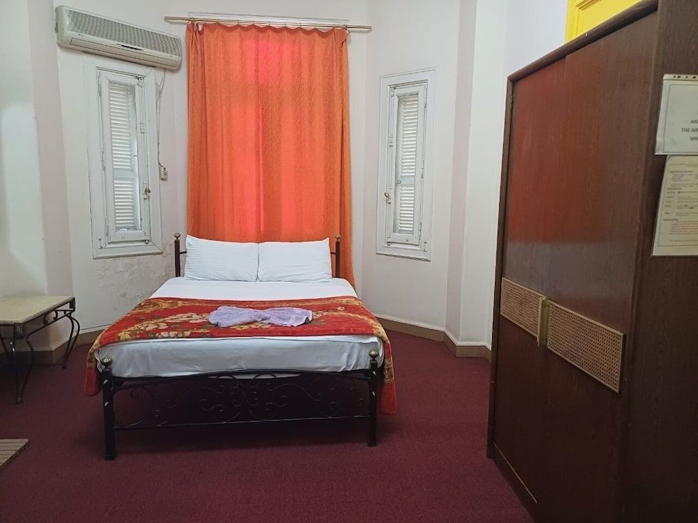 Meramees Hostel Standard Room, Shared Bathroom 7