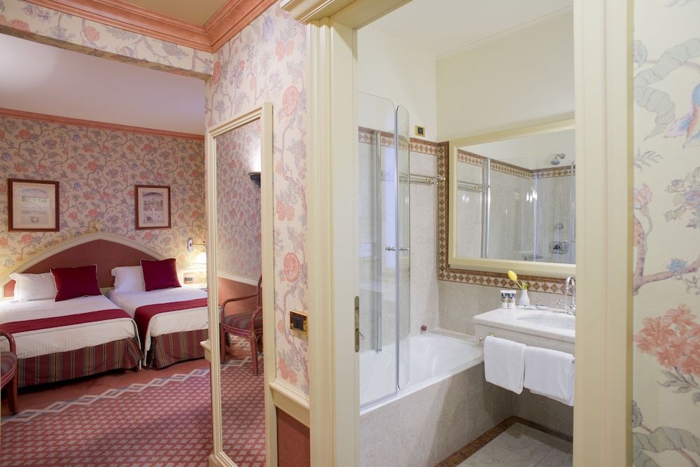 undefined Hotel Milano Regency 9