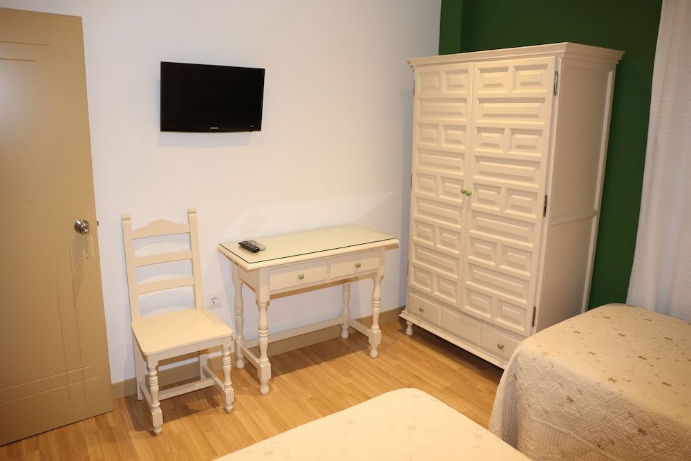 Hostal La Janda Double Room 25