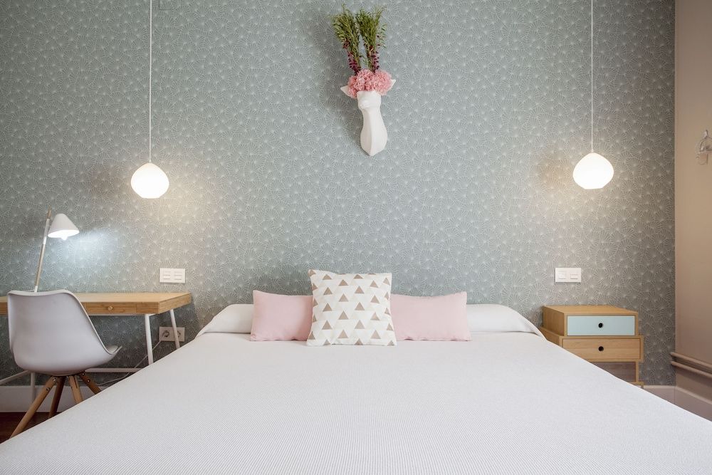 undefined Hi Valencia Boutique 9