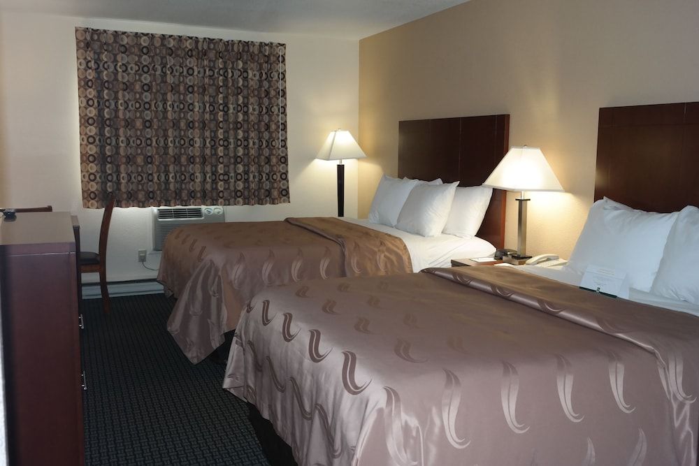 Room, 2 Queen Beds, Accessible, Non Smoking