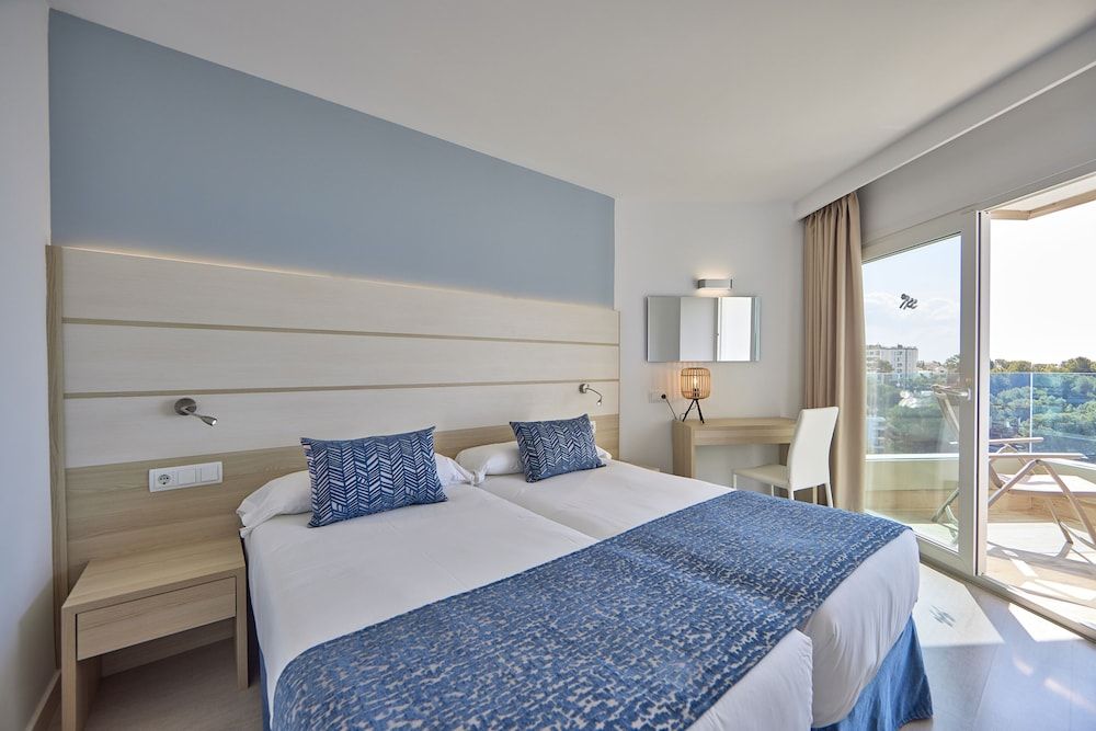 Junior Suite, Balcony (3 adults)