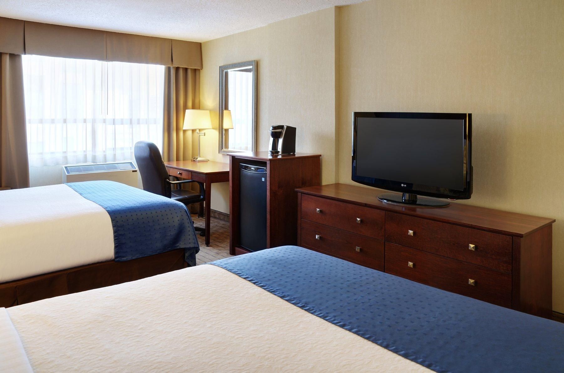 2 Double Beds Non-Smoking