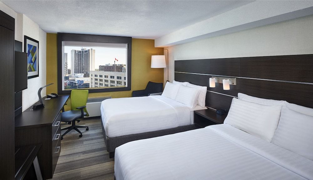 Holiday Inn Express Windsor Waterfront by IHG Standard Room, 2 Queen Beds, City View