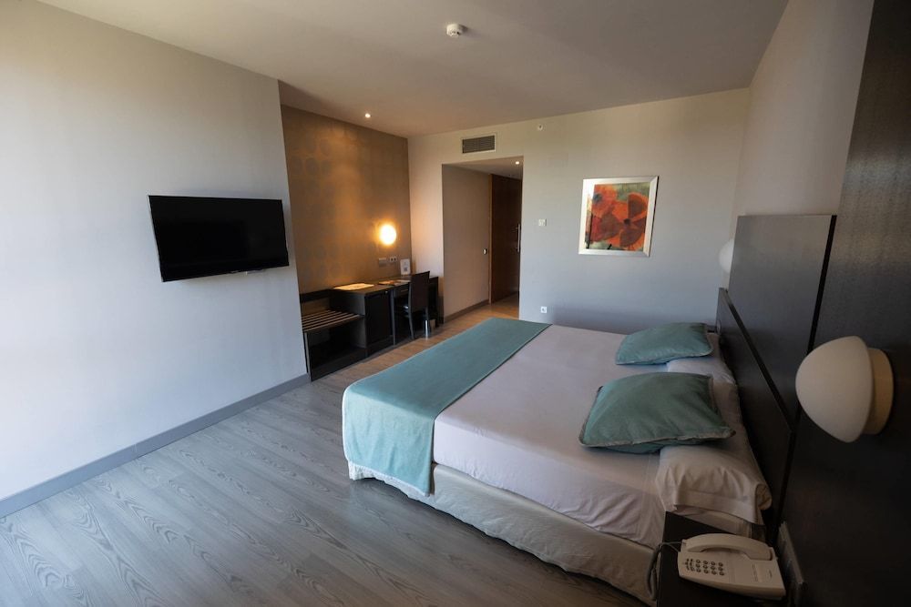 Hotel Ciudad de Ponferrada, Ascend Hotel Collection Standard Room, 2 Twin Beds, Non Smoking 2