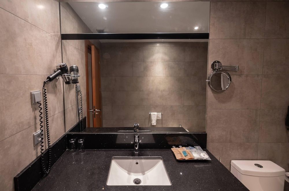 Hotel Ciudad de Ponferrada, Ascend Hotel Collection Standard Room, 2 Twin Beds, Non Smoking 5